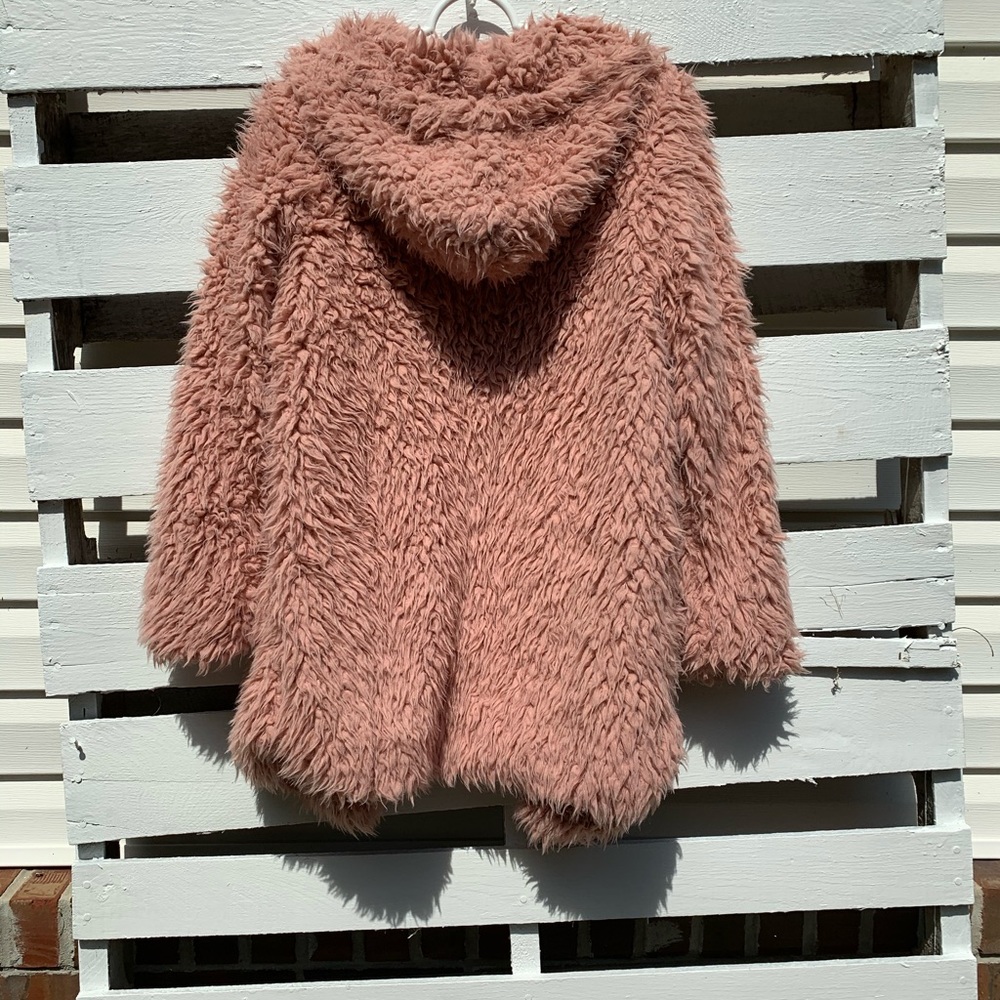 *LAST ONE* MAUVE Vegan Fur Hoodie Jacket - Picture 6 of 7